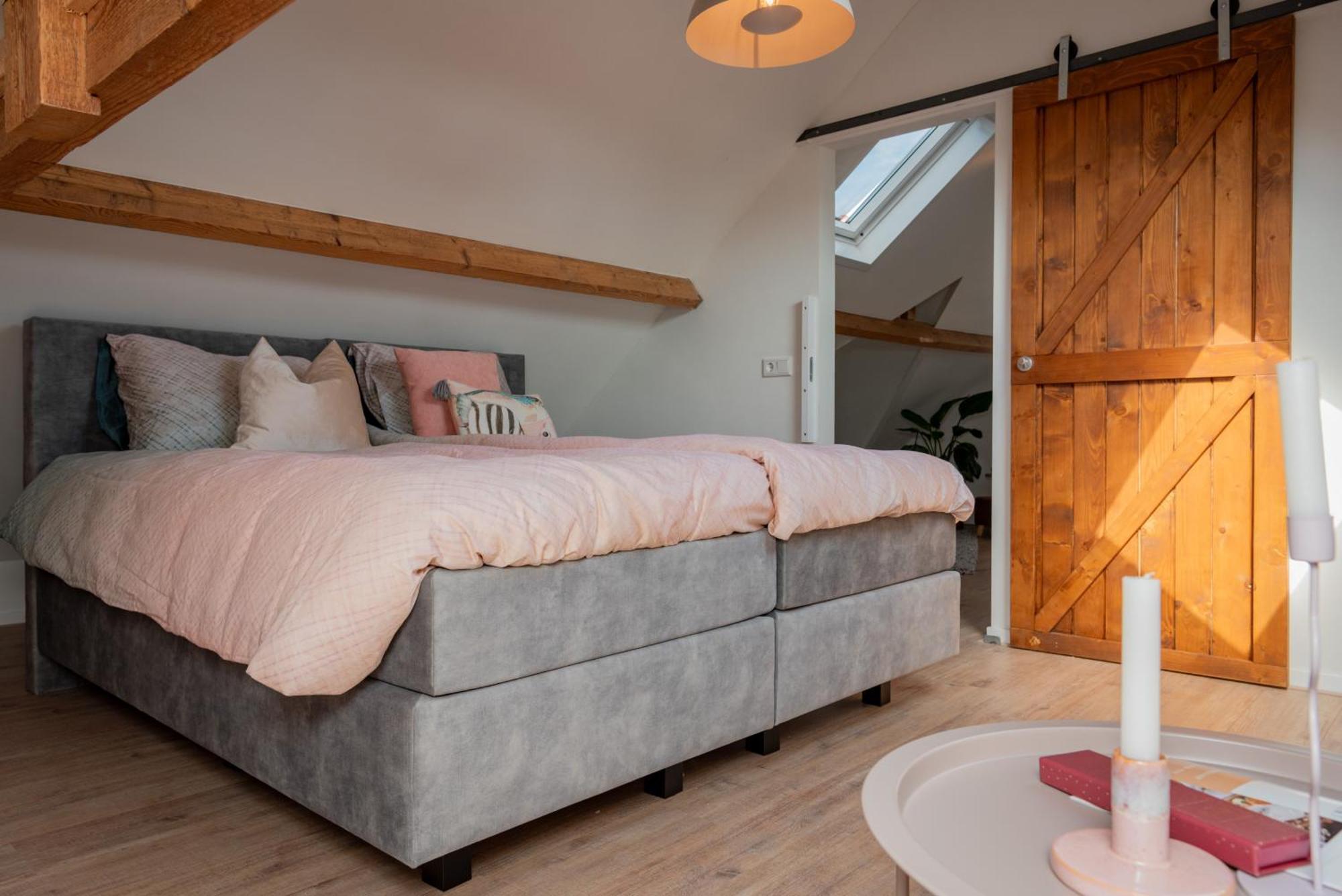 Tweepersoonskamer met 1 of 2 Bedden en Eigen Badkamer